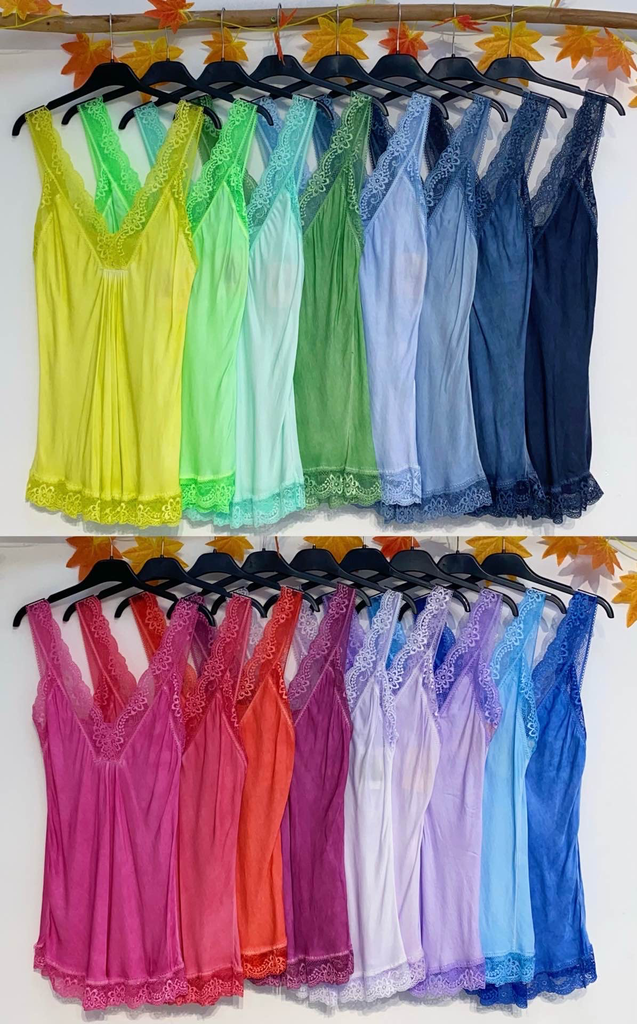 2577