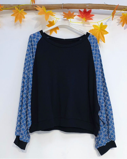 [A4217] BLUSAS-A4217